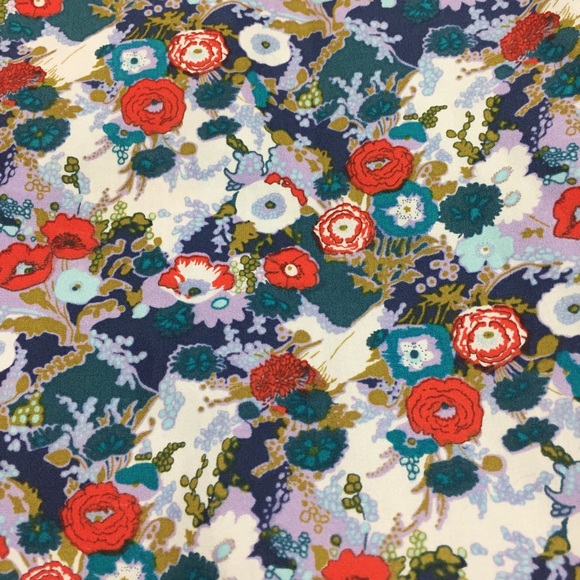 Lands End Non Iron Supima Floral Button Up Shirt 3/4 Sleeve Women’s 2 - Picture 7 of 10